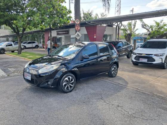 FORD FIESTA 1.6 ROCAM SE 8V FLEX 4P MANUAL